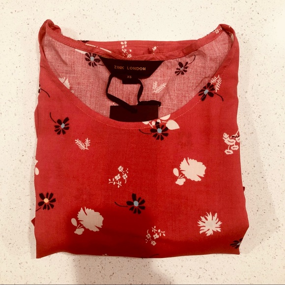 Coral pink short top- frill sleeves.Zink London - Picture 4 of 13